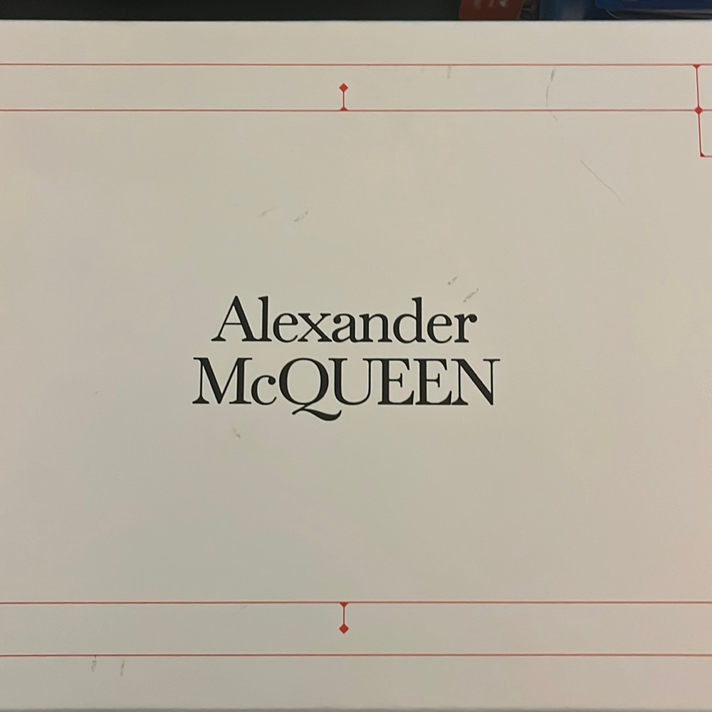 ALEXANDER MCQUEEN SIZE 10.5 BRAND NEW NEVER WORN